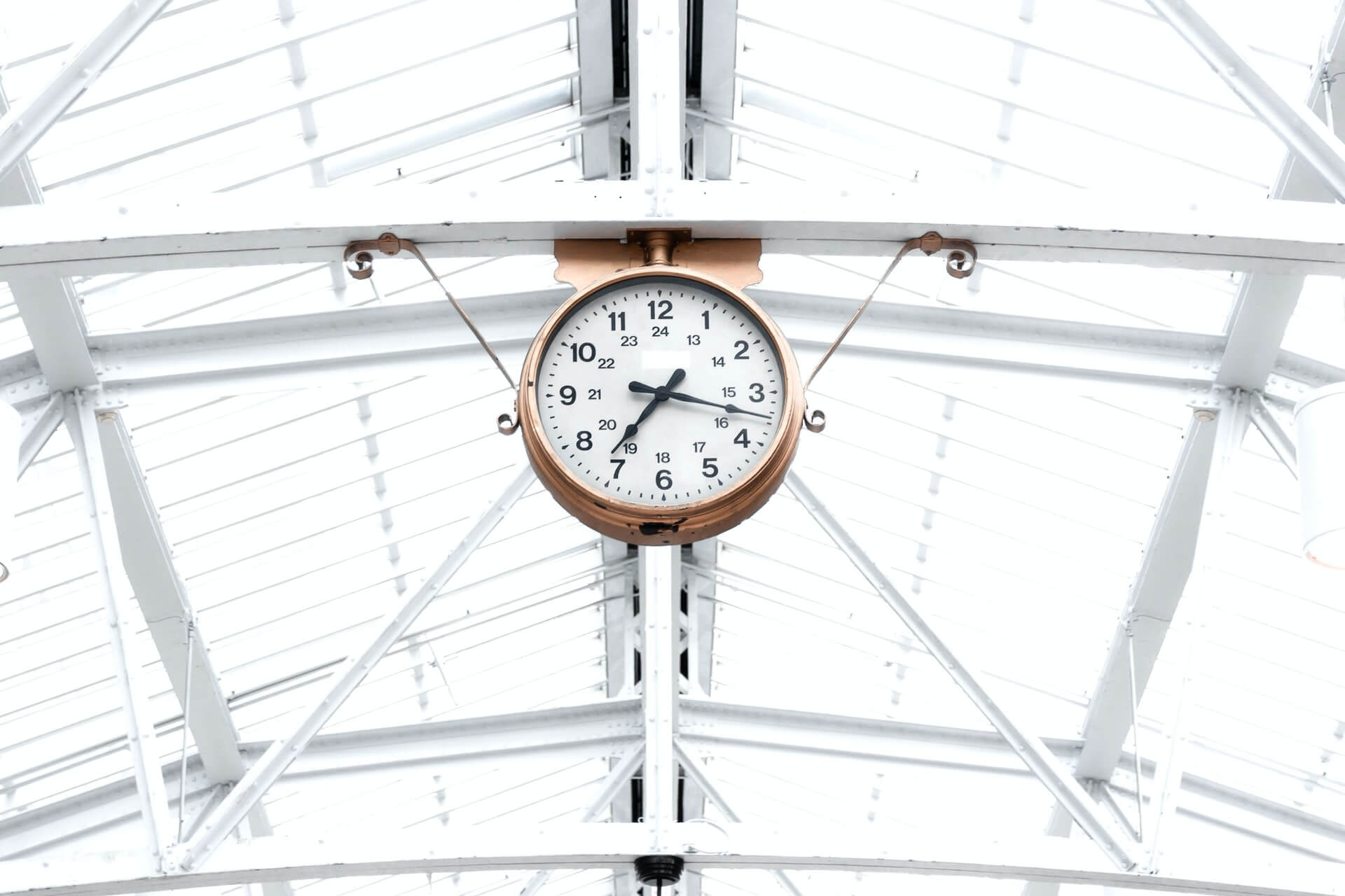 What are the current processing priorities for skilled migration visa applications in Australia?